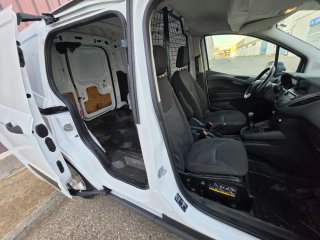 Ford Transit Courier 2022