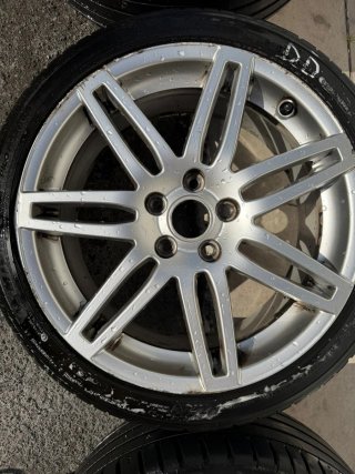 Llantas Audi 18" con Neumáticos Michelin PS5