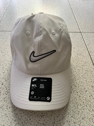Gorra Nike Club Cap Blanca Talla M/L