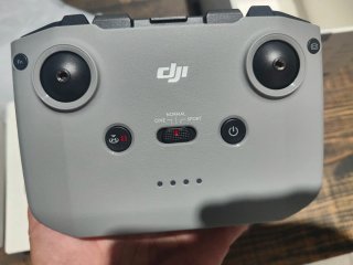 Dron DJI Mini 4K Gris