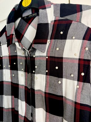 Camisa Zara cuadros tartán perlas Talla L