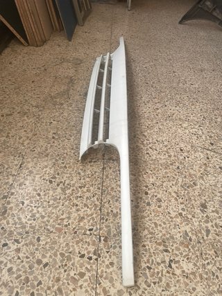 Parrilla Delantera Golf MK3 Sin Logo