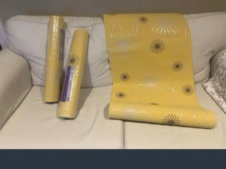 3 Rollos Papel Pintado Amarillo Flores 15 € los tr
