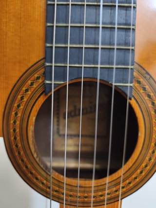 GUITARRA ADMIRA MODELO JUANITA