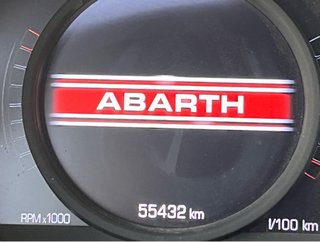 Abarth 595 (Año 2020)– Impecable