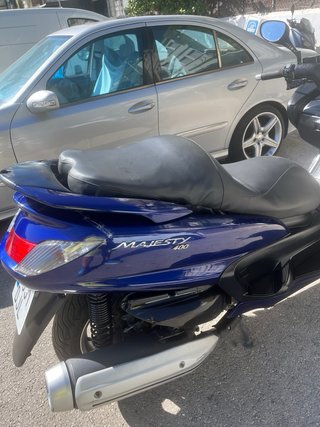 Yamaha Majesty 400 Maxi Scooter Azul