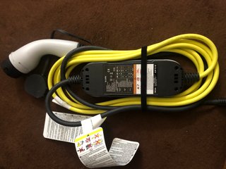 Cargador Coche Eléctrico Schuko APTIV