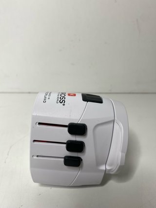 : Adaptador Viaje SKROSS Pro Light USB + 4