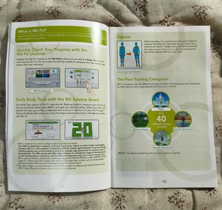 Juego Wii Fit Plus (Disco) en caja de Wii Fit