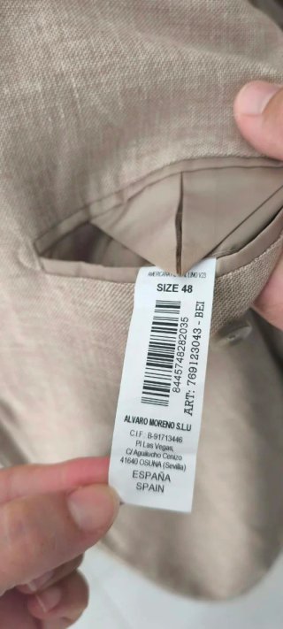 Americana beige Álvaro Moreno 48