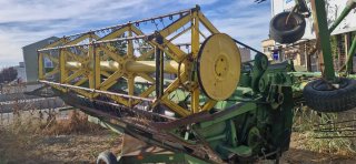 Cosechadora John Deere 966