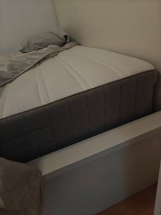 Cama MALM canapé IKEA 140x200 + colchón VALEVAG