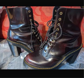Botas Dr. Martens burdeos!