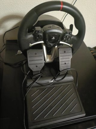Volante y Pedales PS5