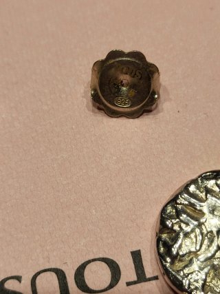 Conjunto Tous Duna Pendientes y anillo