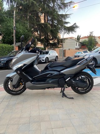 T-Max 500 ABS