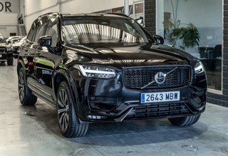 Volvo XC90 B5 235cv PLUS DARK AUTO techo solar