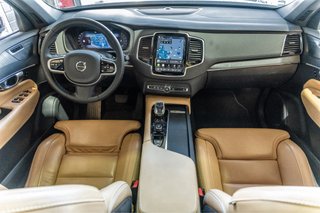 Volvo XC90 B5 235cv PLUS DARK AUTO techo solar