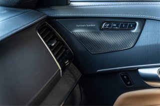 Volvo XC90 B5 235cv PLUS DARK AUTO techo solar