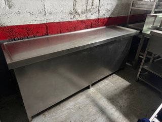 Mesa MOSTRADOR PESCADERIA inoxidable industrial
