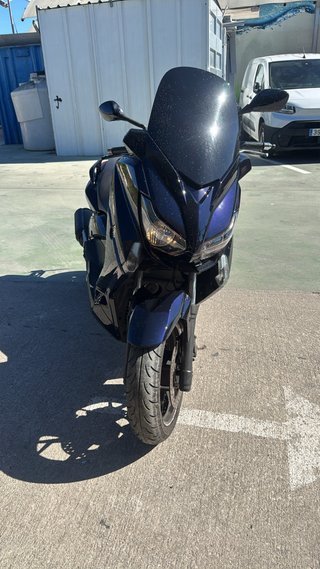 Yamaha x max