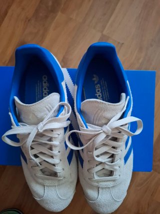 Adidas Gazelle Beige y Azul