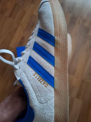 Adidas Gazelle Beige y Azul