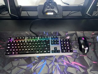 Cpu Ryzen 7 3700X + RTX 2080 + 32GB Ram Rog Strix