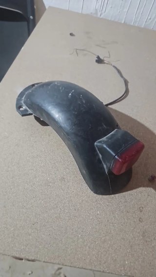 Guardabarros trasero patinete con luz
