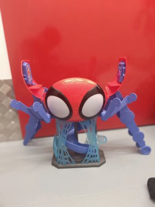 Juguete Spiderman con base