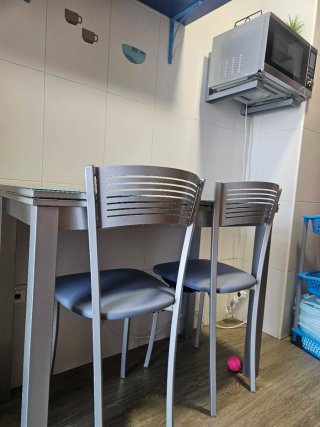 Mesa de cocina cristal y metal