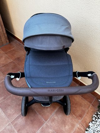 Silla de paseo Maxi Cosi Fame Premium gris