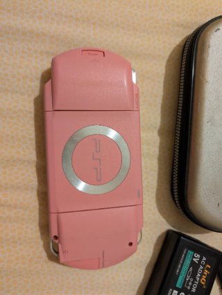 Sony PSP Rosa con Accessori