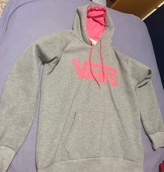 Sudadera Vans Gris Estampado Rosa