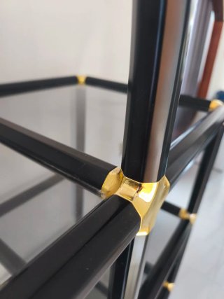 Estantería de cristal
