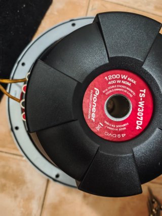Subwoofer Pioneer + Cajón + Etapa MAC