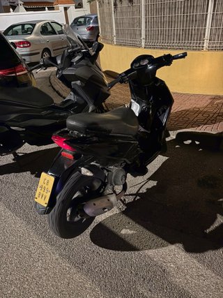 Piaggio Typhoon 50 Scooter Negra