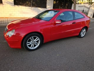 Mercedes-Benz Clase C 2004