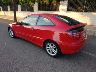 Mercedes-Benz Clase C 2004