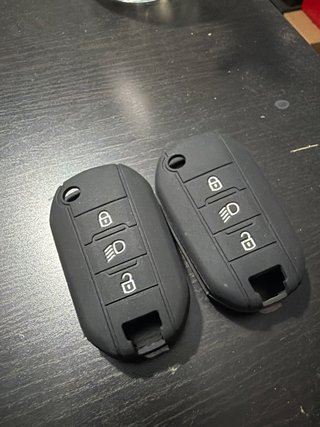 2x Capas Silicone Peugeot / Citroen