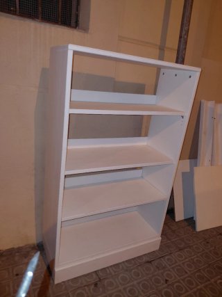 Estantería de madera Ikea alta calidad