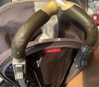 Silla de paseo Maclaren gris