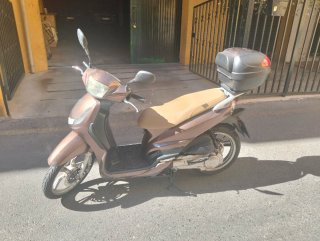 Peugeot Tweet 125cc Scooter Marrón/Beige