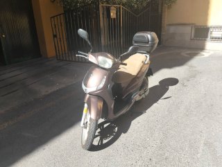 Peugeot Tweet 125cc Scooter Marrón/Beige