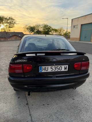 Ford Escort
