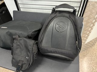 MOCHILA Y MALETÍN-YAMAHA. BOLSITO CINTURA.