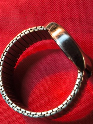 Relógio Vintage Spirale Quartz