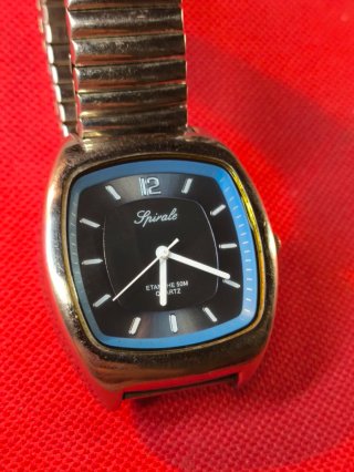Relógio Vintage Spirale Quartz