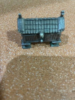 Hórreo miniatura alpaca caja antigua