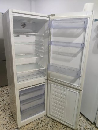 Nevera Beko Blanca